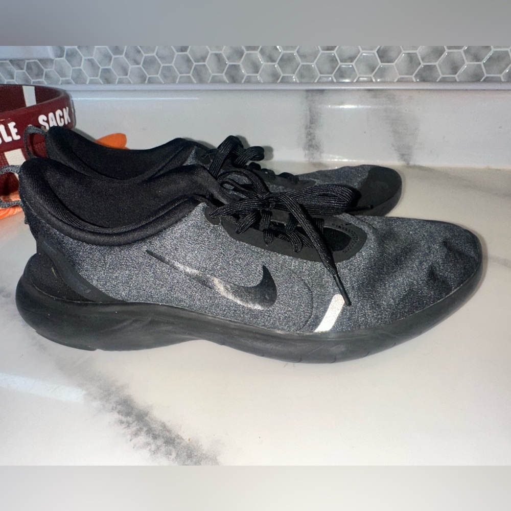 Nike Flex Experience Run 12